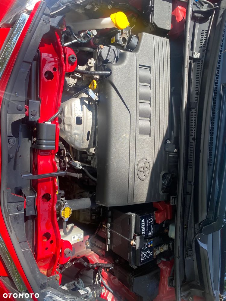 Toyota Yaris 1.33 Life EU6 - 13