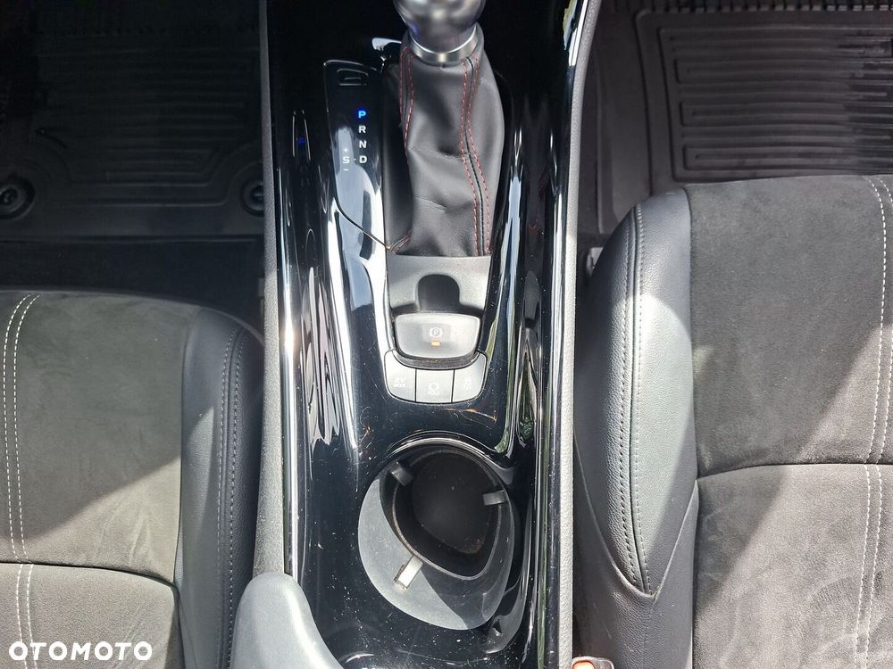 Toyota C-HR 2.0 Hybrid GR Sport - 31