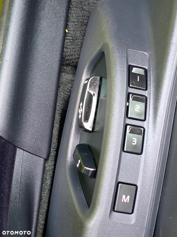 Volvo V70 D2 Drive-E Summum - 25