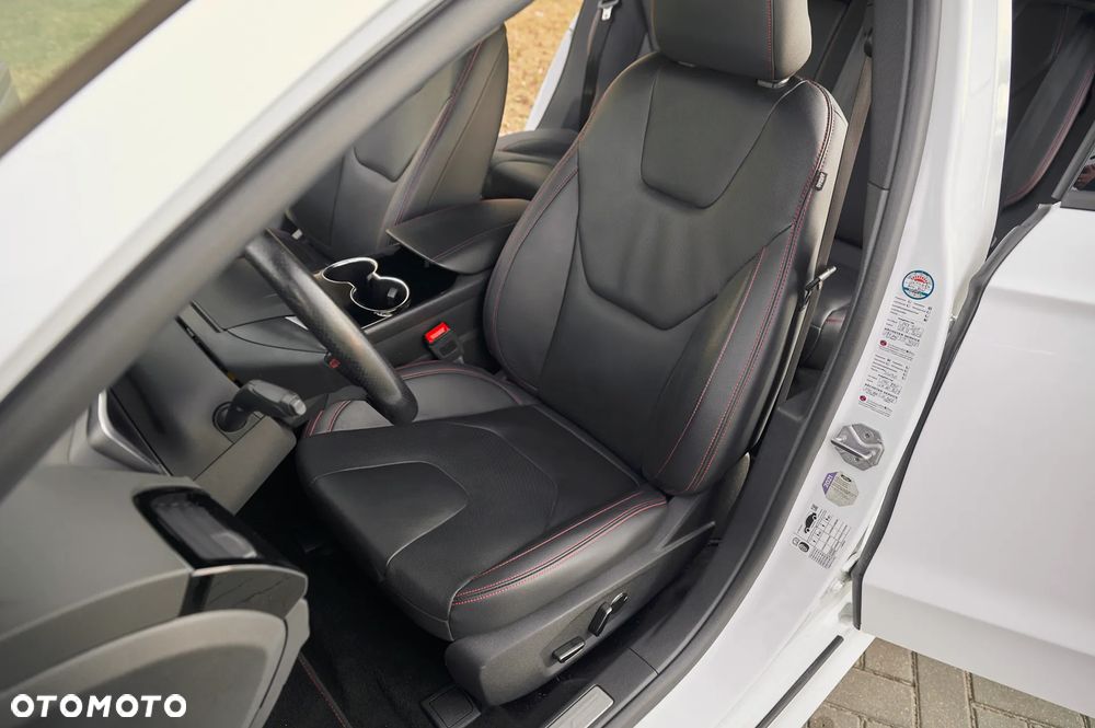 Ford Mondeo 2.0 EcoBlue ST-Line - 24