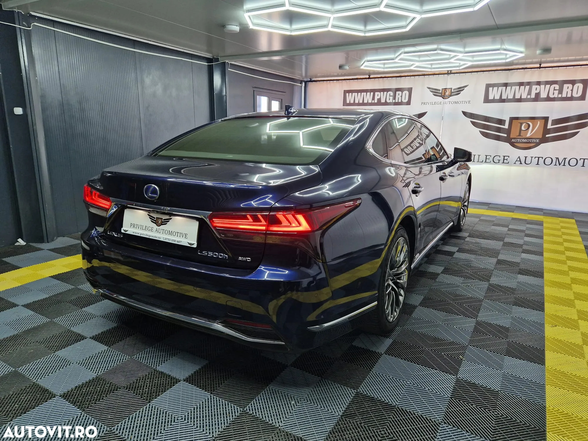 Lexus Seria LS - 5