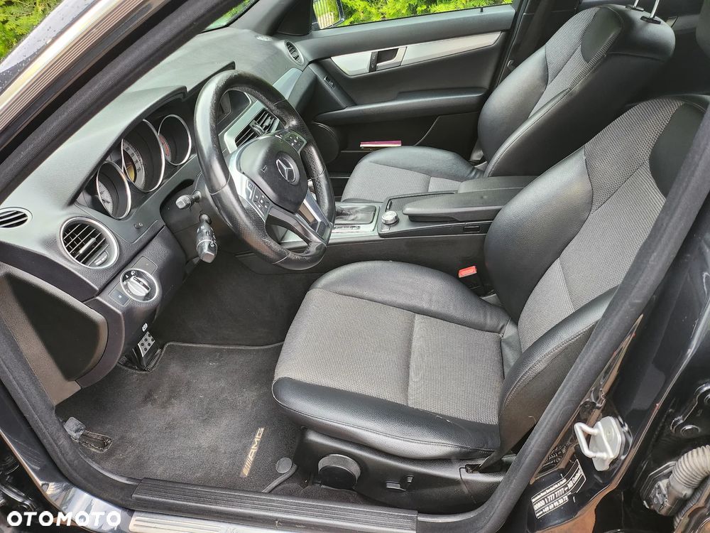 Mercedes-Benz Klasa C 250 CDI BlueEff 4-Matic Elegance - 8