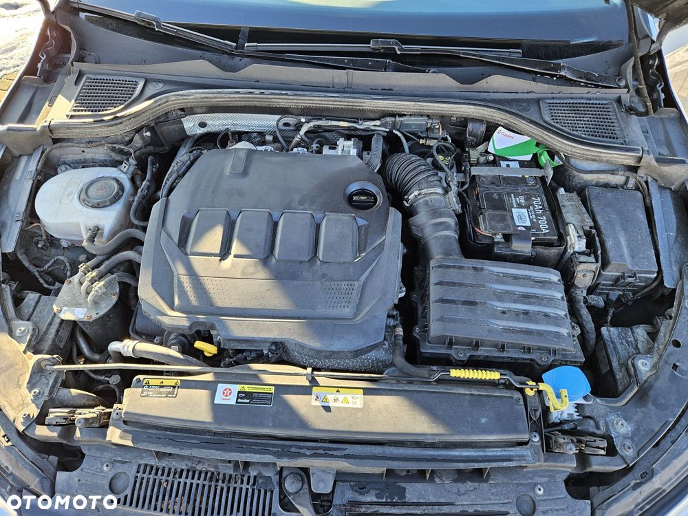 Volkswagen Golf 2.0 TDI Life - 30