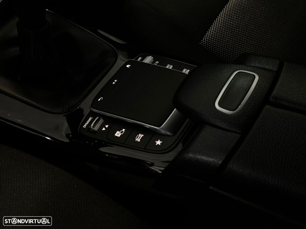 Mercedes-Benz A 180 d Business Solutions - 28