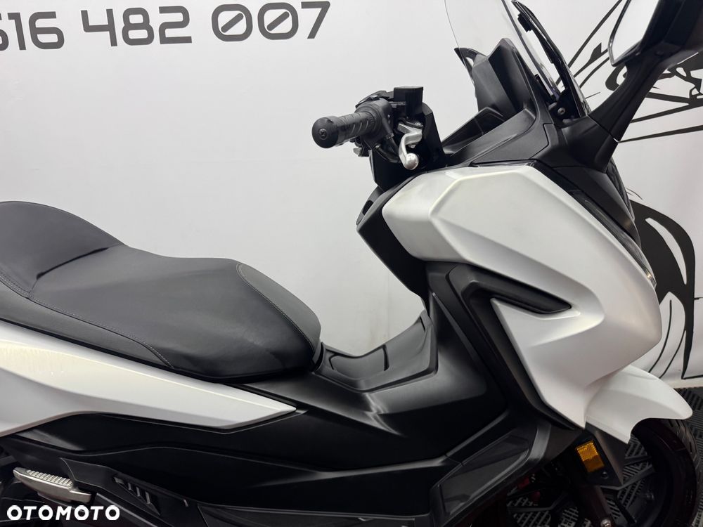 Honda NSS - 31