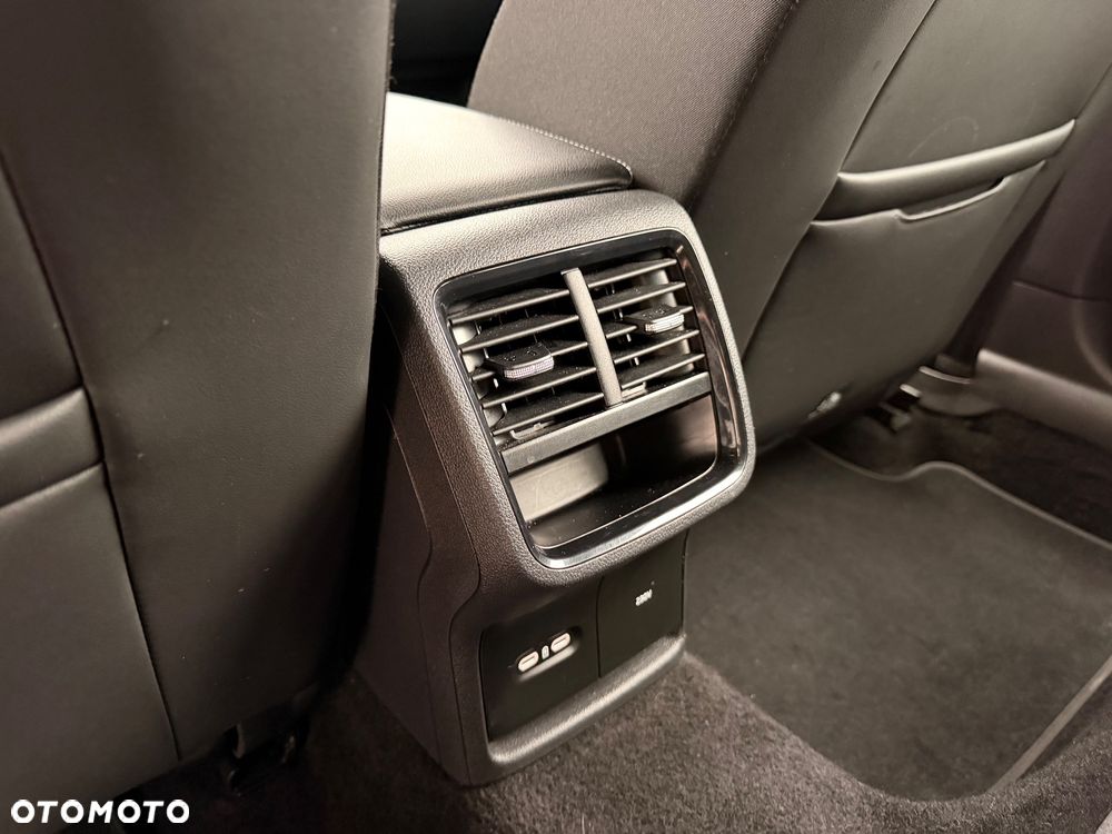Skoda Octavia 1.5 TSI ACT Ambition - 27