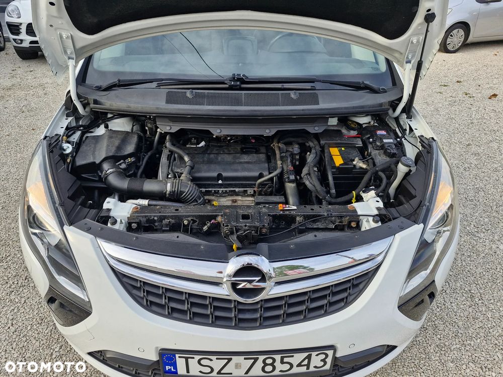 Opel Zafira - 31
