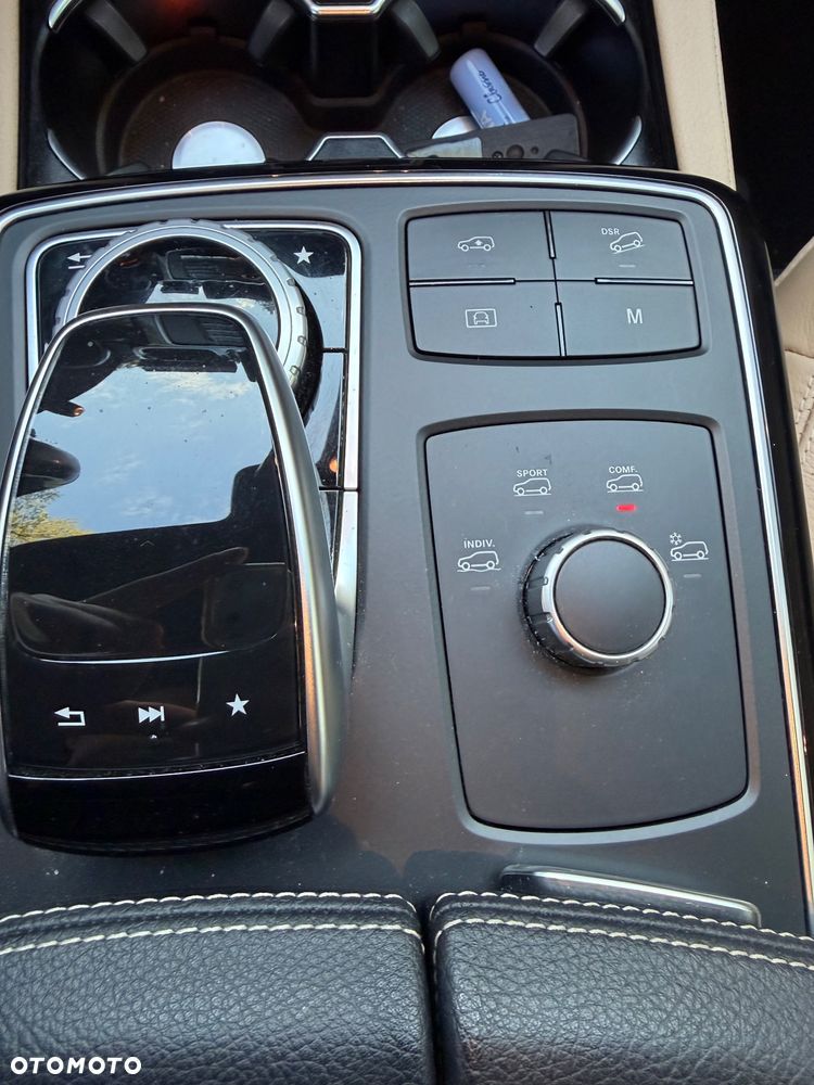 Mercedes-Benz GLE - 14