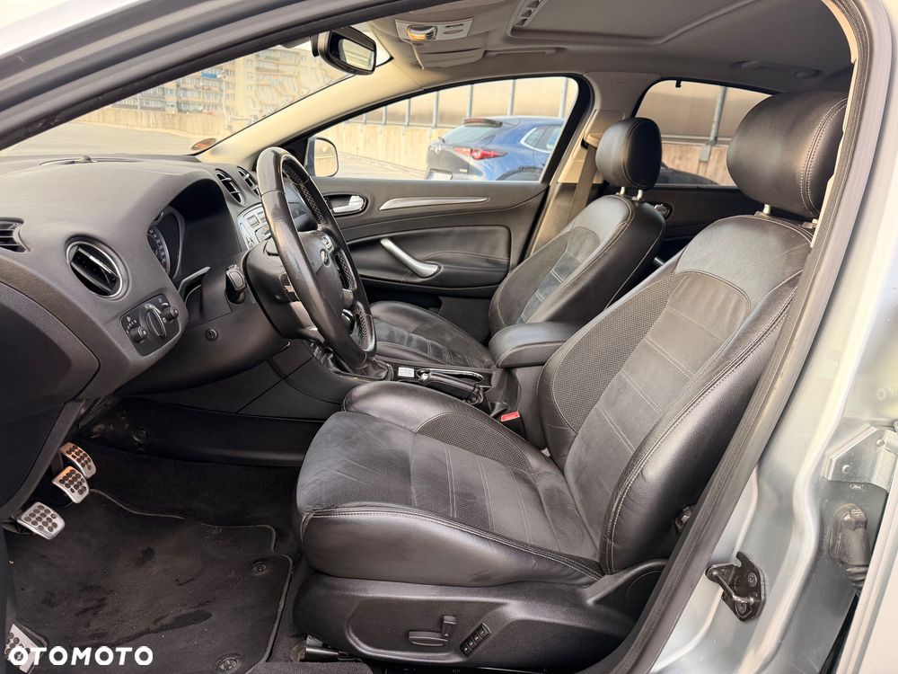 Ford Mondeo 2.5 Titanium S - 13