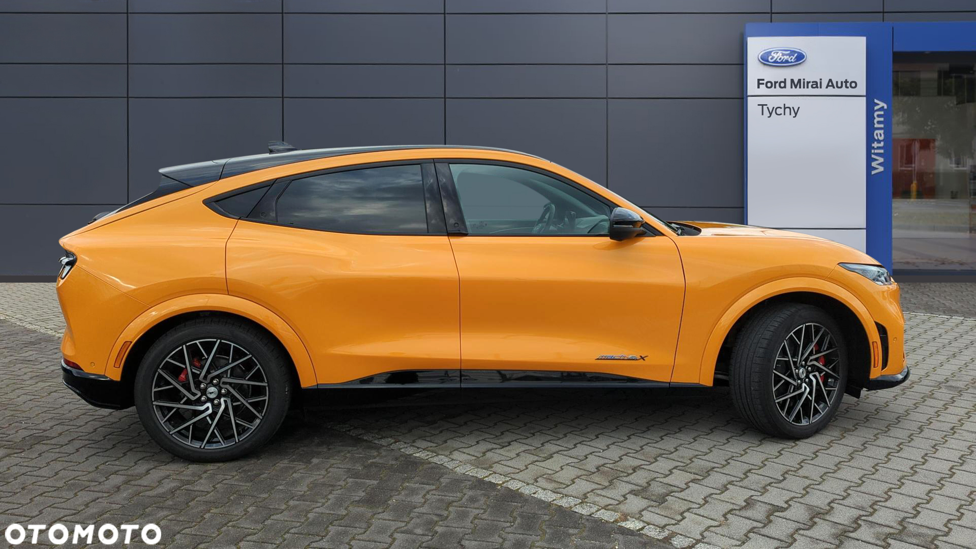Ford Mustang Mach-E AWD GT - 2