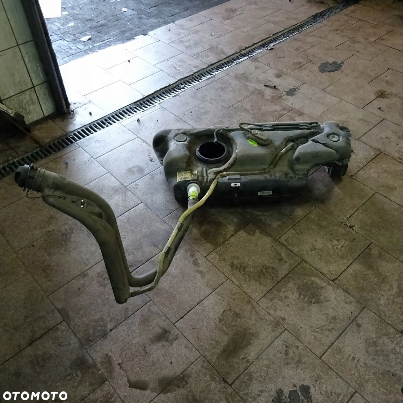 CITROEN C4 1.2B CACTUS ZBIORNIK PALIWA 9805838680 - 1