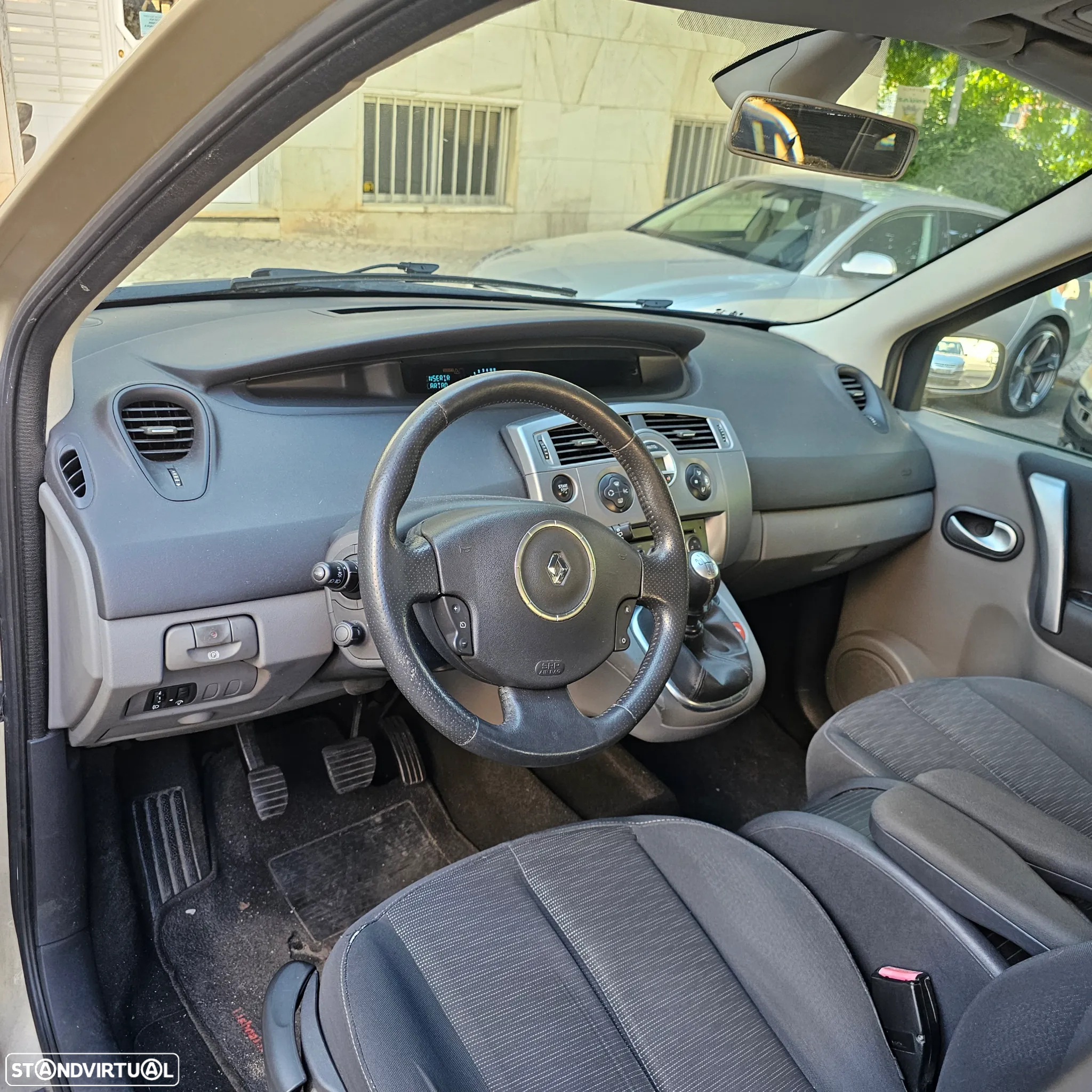 Renault Grand Scénic 1.5 dCi Luxe 7L - 17