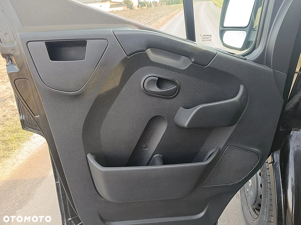 Renault Master - 17