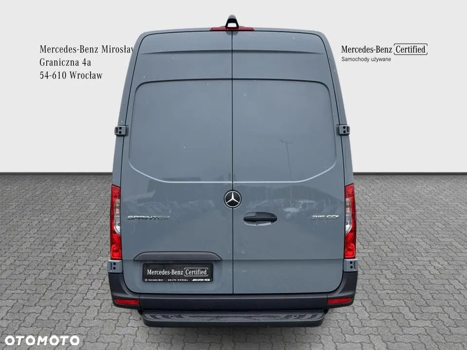 Mercedes-Benz Sprinter - 5