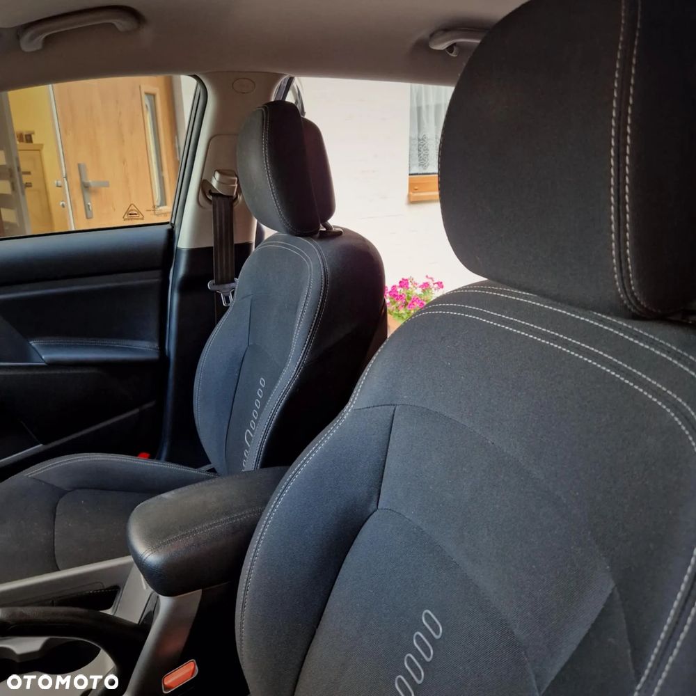 Kia Sportage - 12
