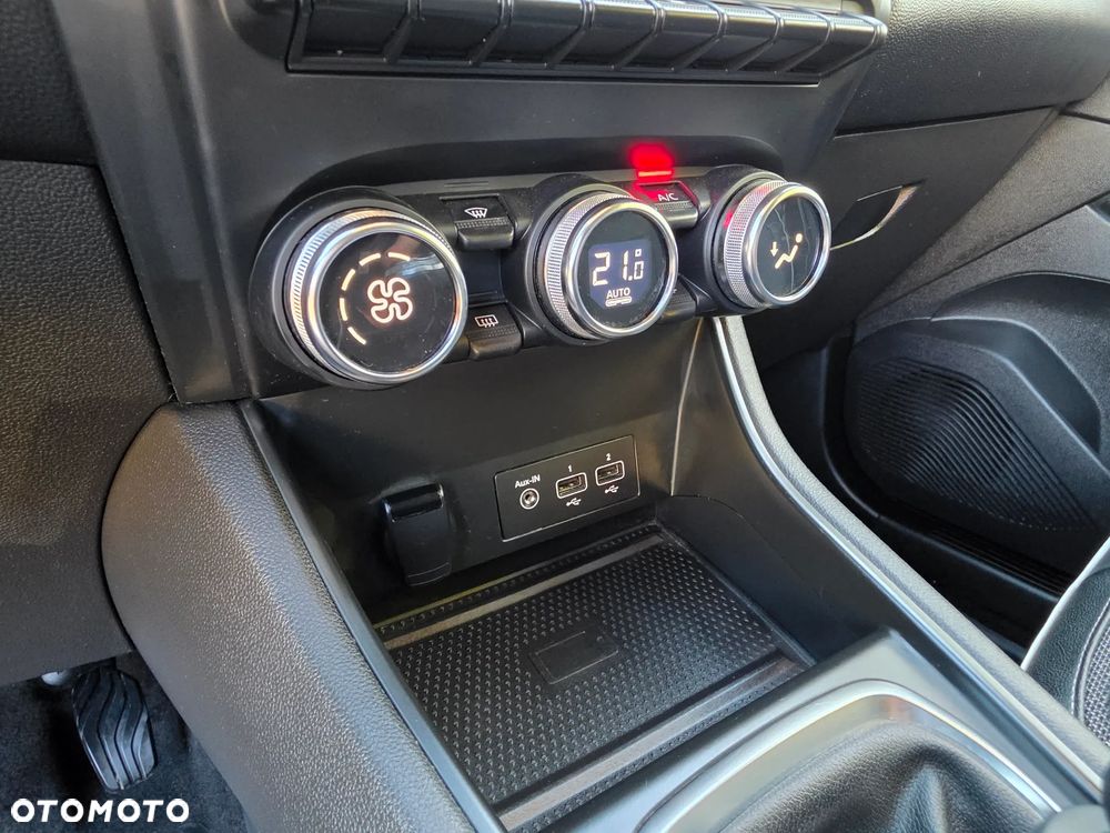 Renault Captur - 30