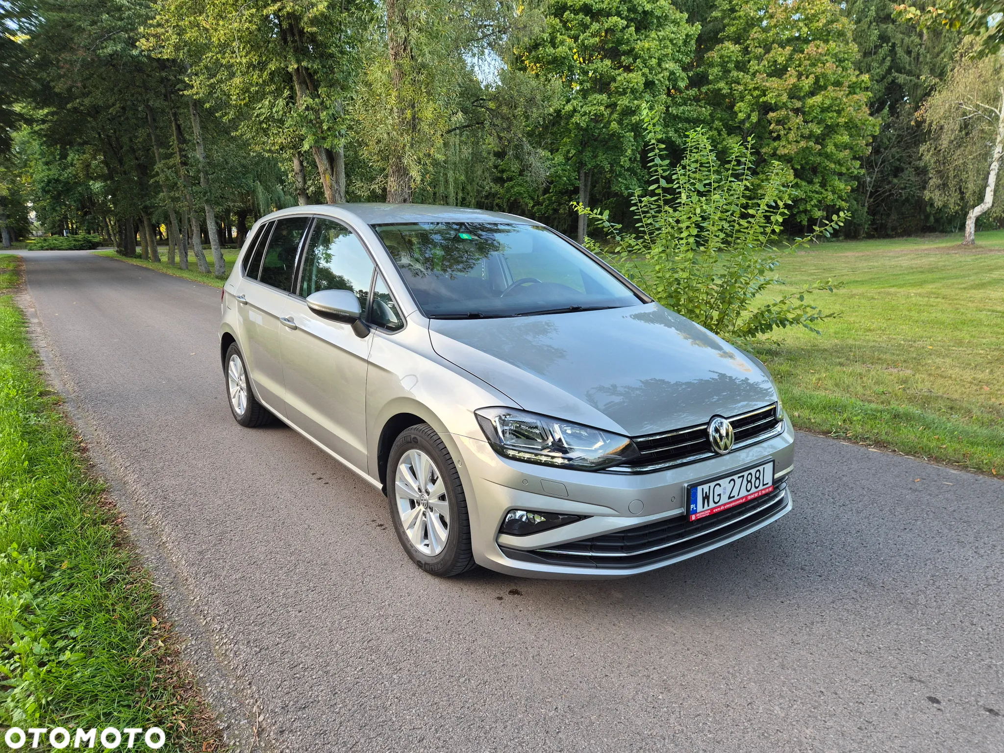 Volkswagen Golf Sportsvan 1.5 TSI ACT DSG Comfortline - 4