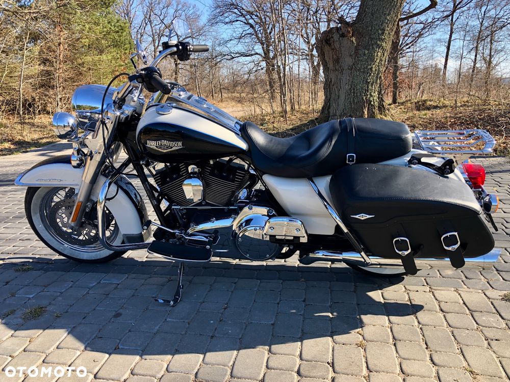 Harley-Davidson Touring Road King - 4