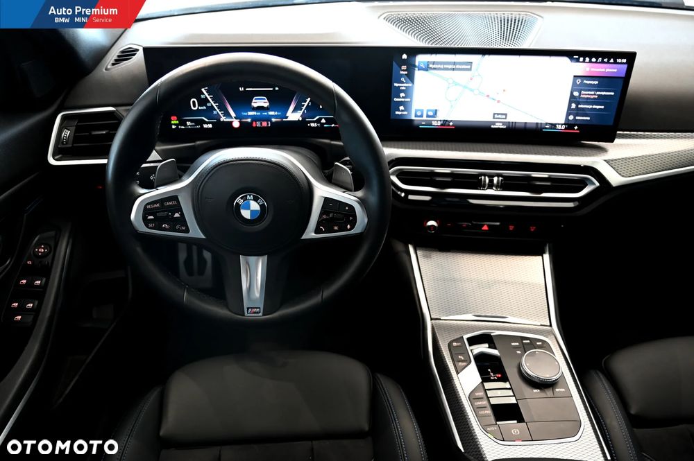 BMW Seria 3 330i M Sport - 8