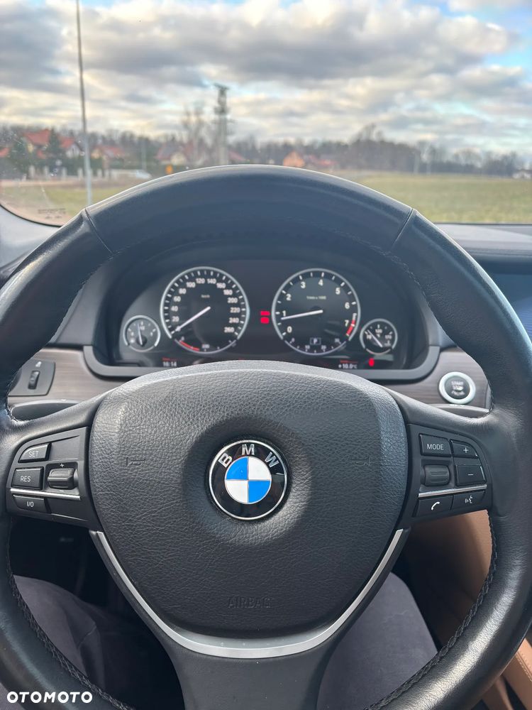 BMW Seria 7 - 12