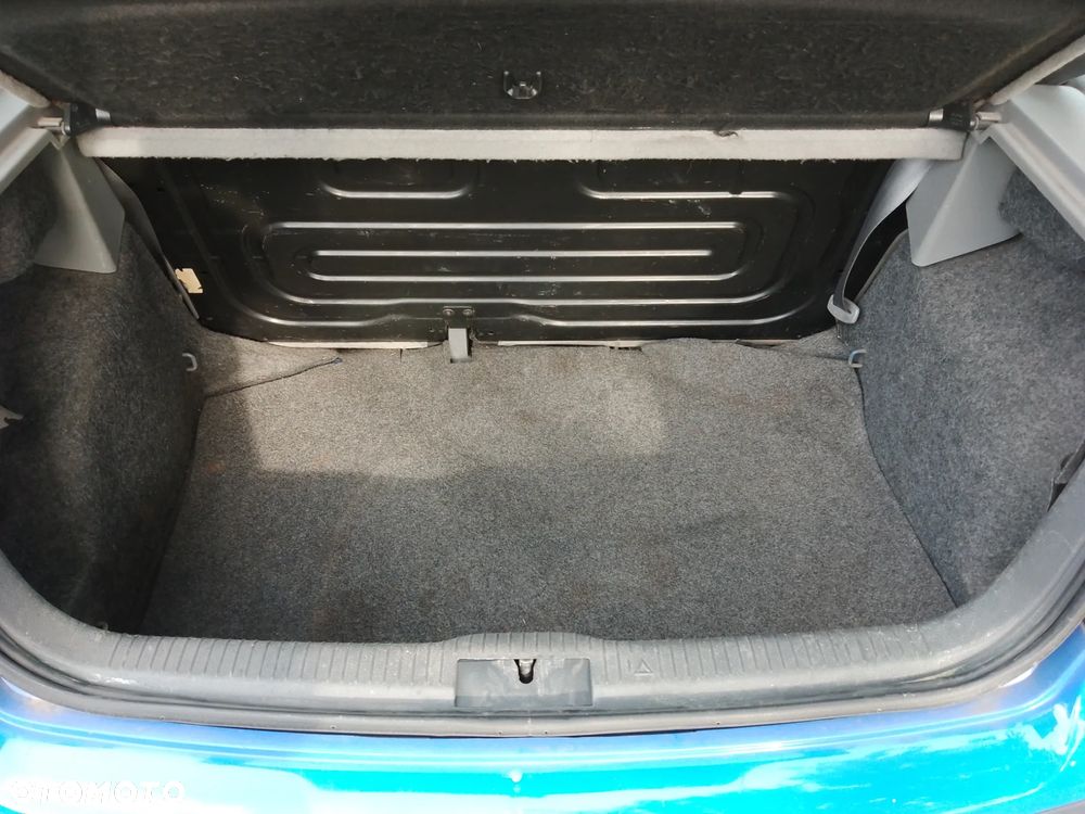 Volkswagen Polo 1.2 - 14