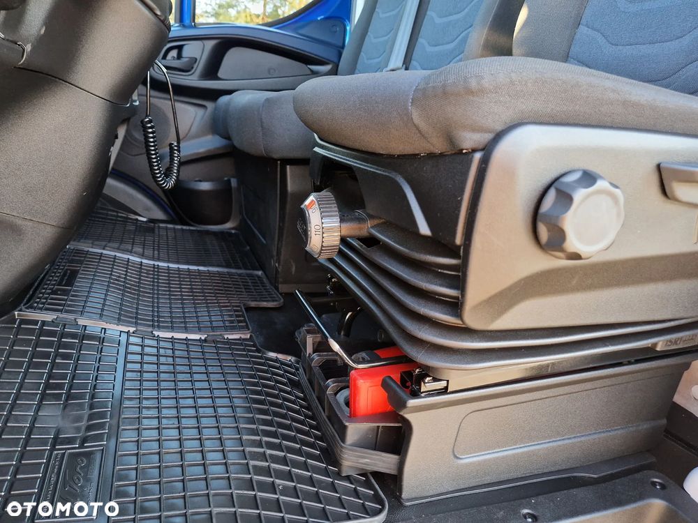 Iveco DAILY - 32