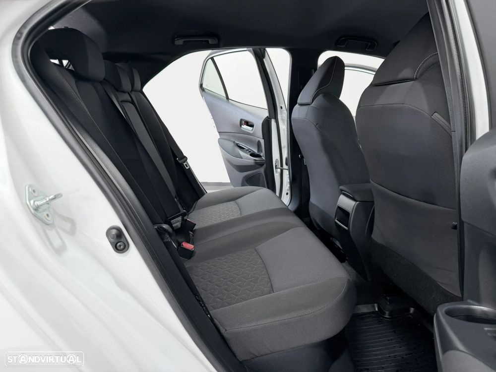 Toyota Corolla 1.8 Hybrid Comfort - 41