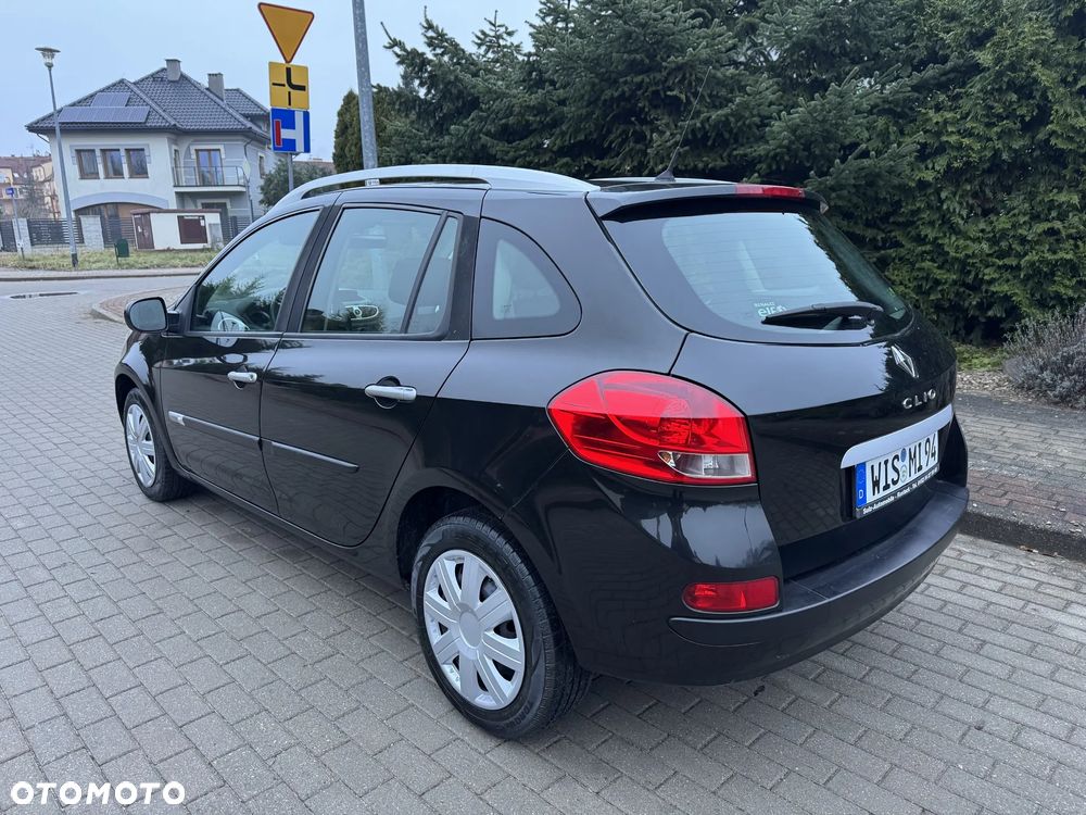 Renault Clio 1.2 16V 75 Expression - 3