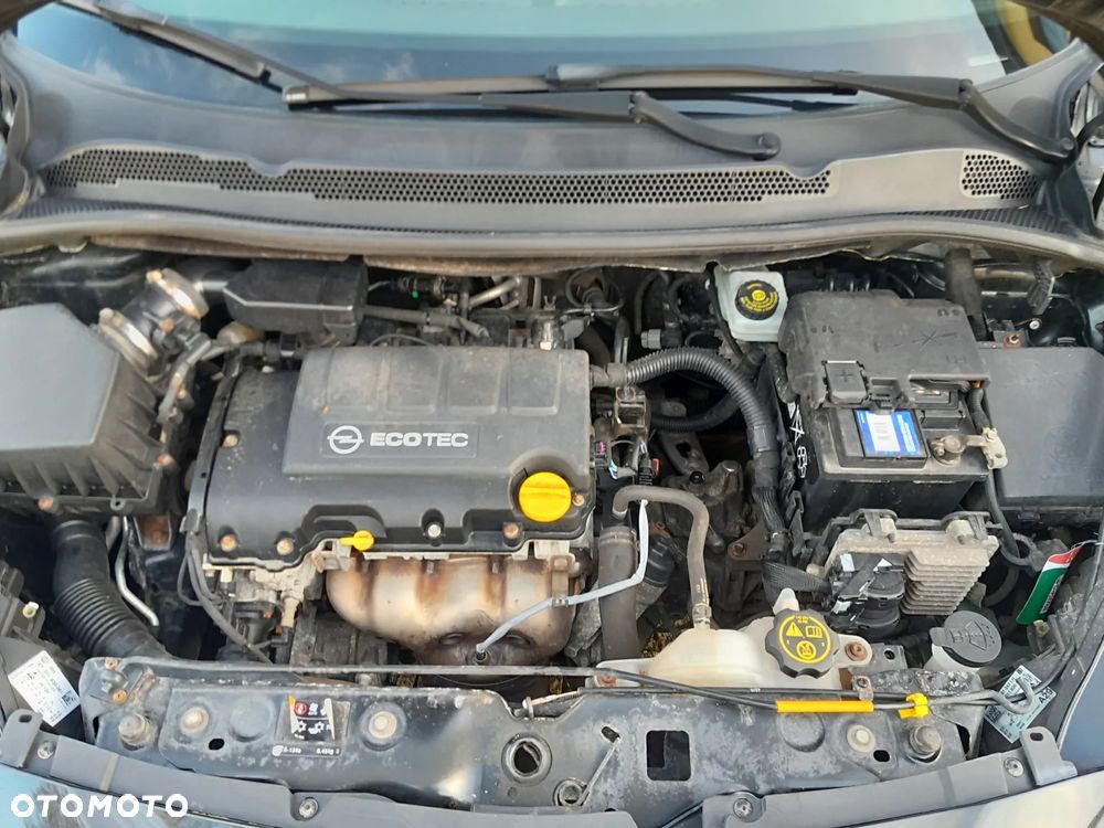 Opel Corsa 1.4 drive - 25
