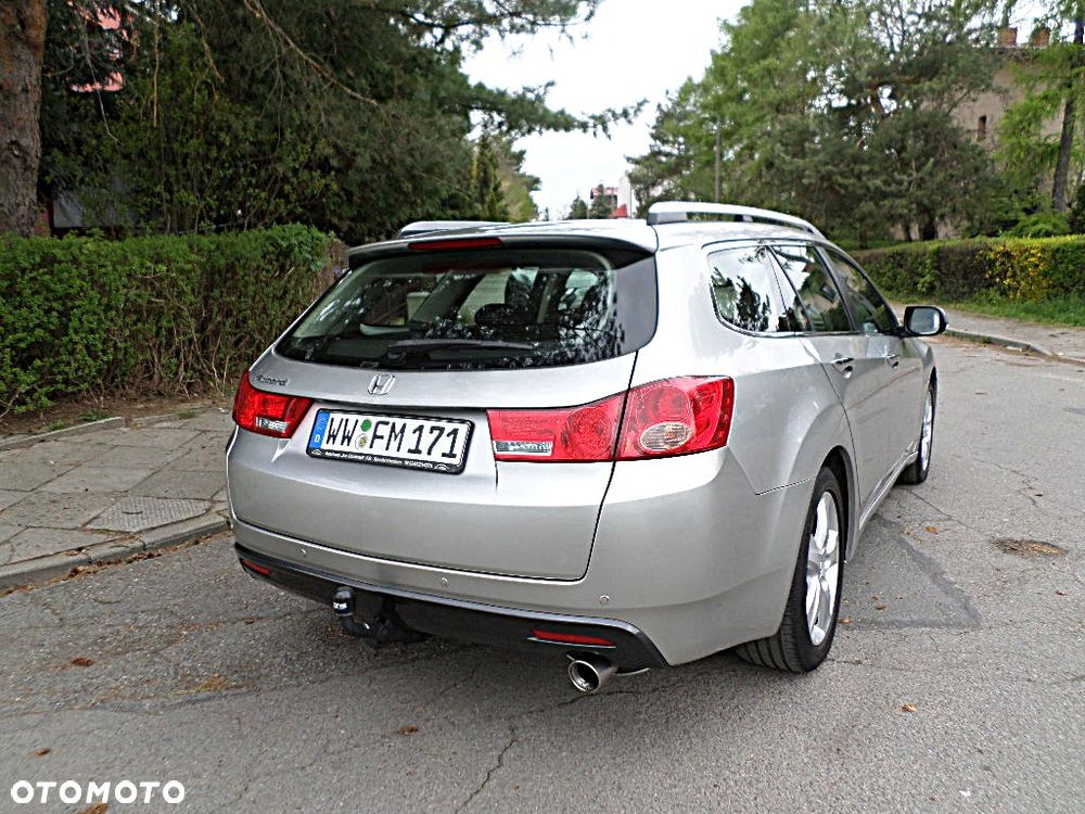 Honda Accord 2.0 Elegance Advantage - 29