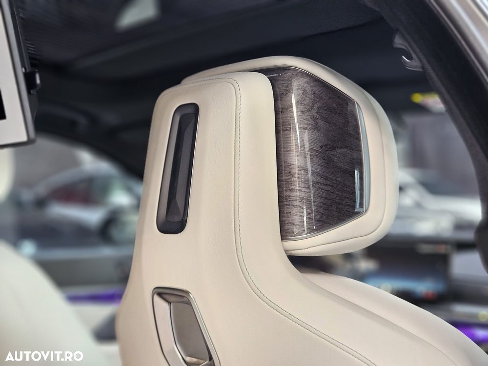 BMW Seria 7 - 21