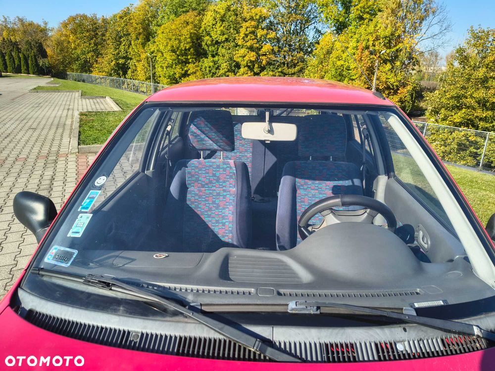 Suzuki Swift 2003 photo 4
