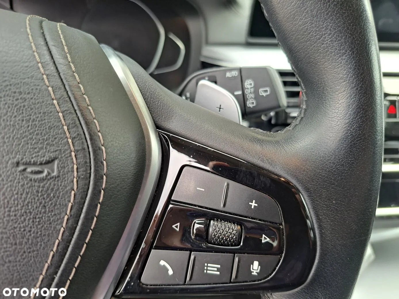 BMW Seria 5 520d Touring - 11