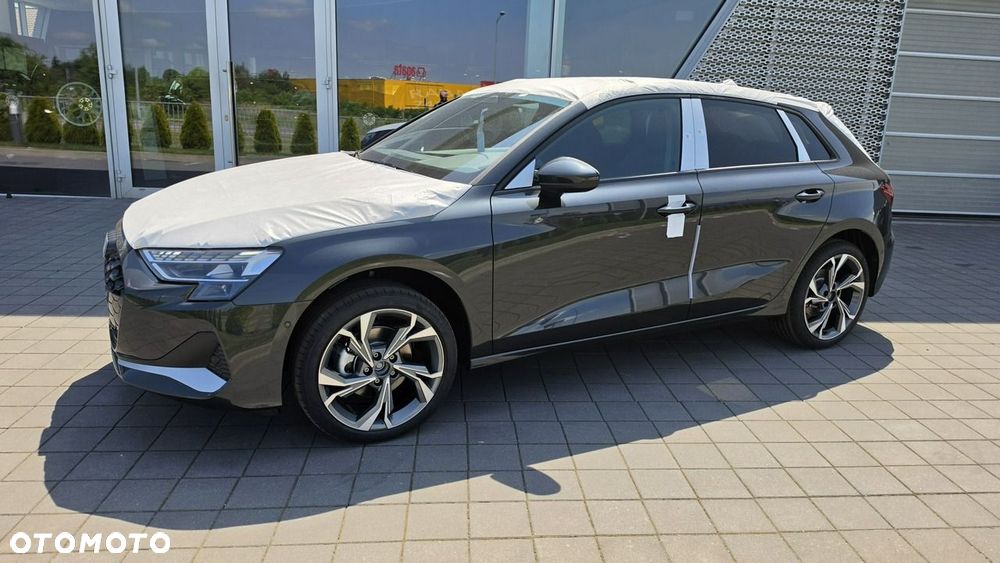 Audi A3 Sportback - 2