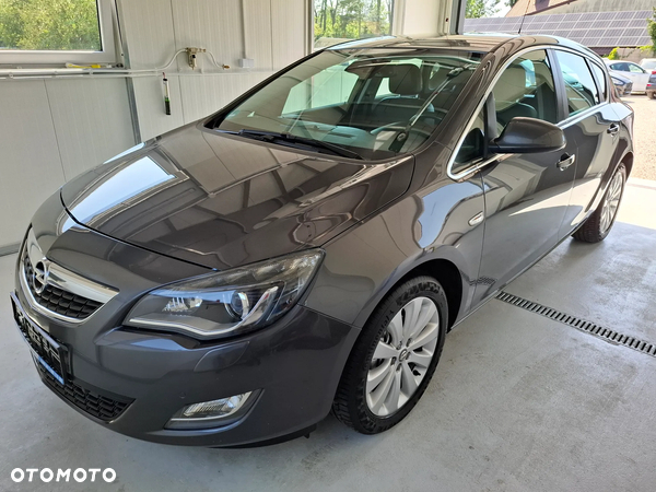Opel Astra 1.4 Turbo Innovation