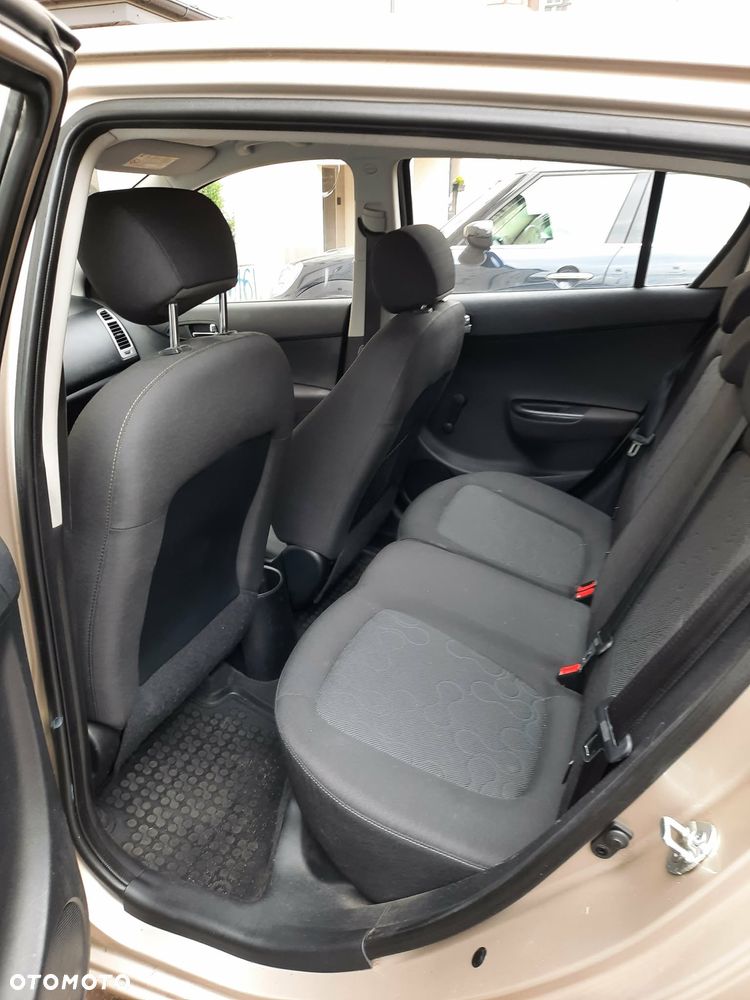 Hyundai i20 - 7