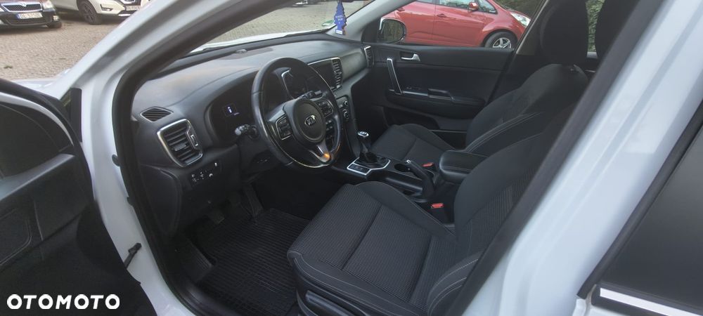 Kia Sportage 1.6 GDI 2WD Attract - 3