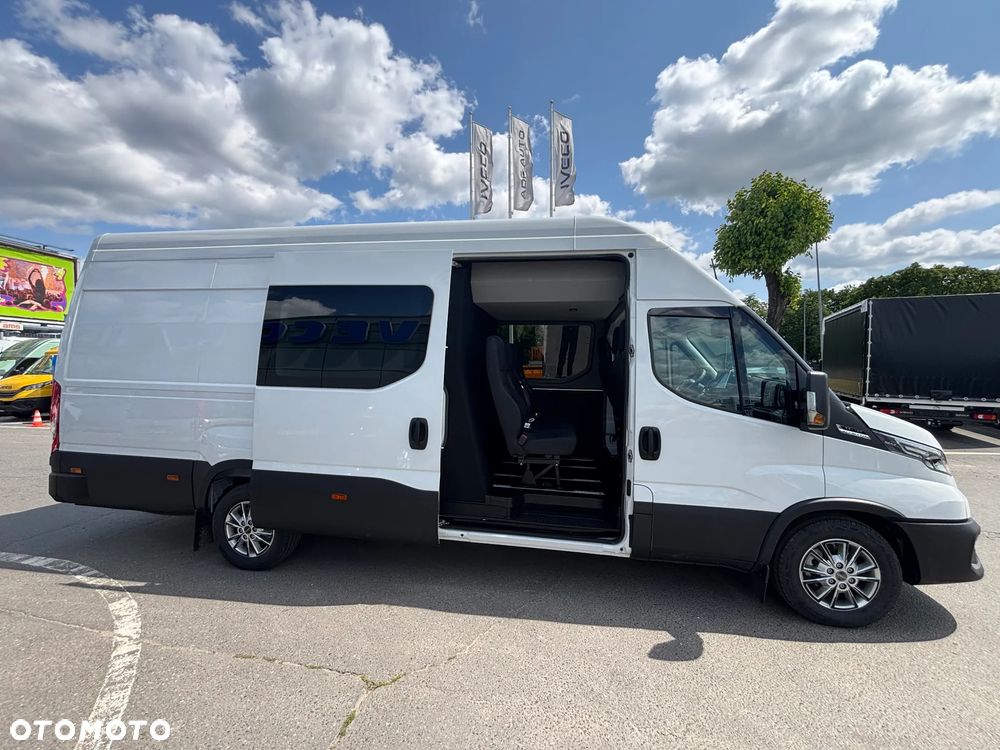 Iveco Daily L4H2 Brygadówka 7 osobowa 16m3 automat - 4