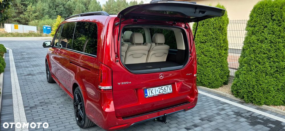 Mercedes-Benz Klasa V 300 d 4-Matic Exclusive 9G-Tronic (d³ugi) - 12