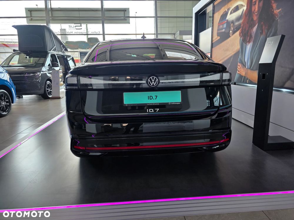 Volkswagen ID.7 77kWh Pro - 7