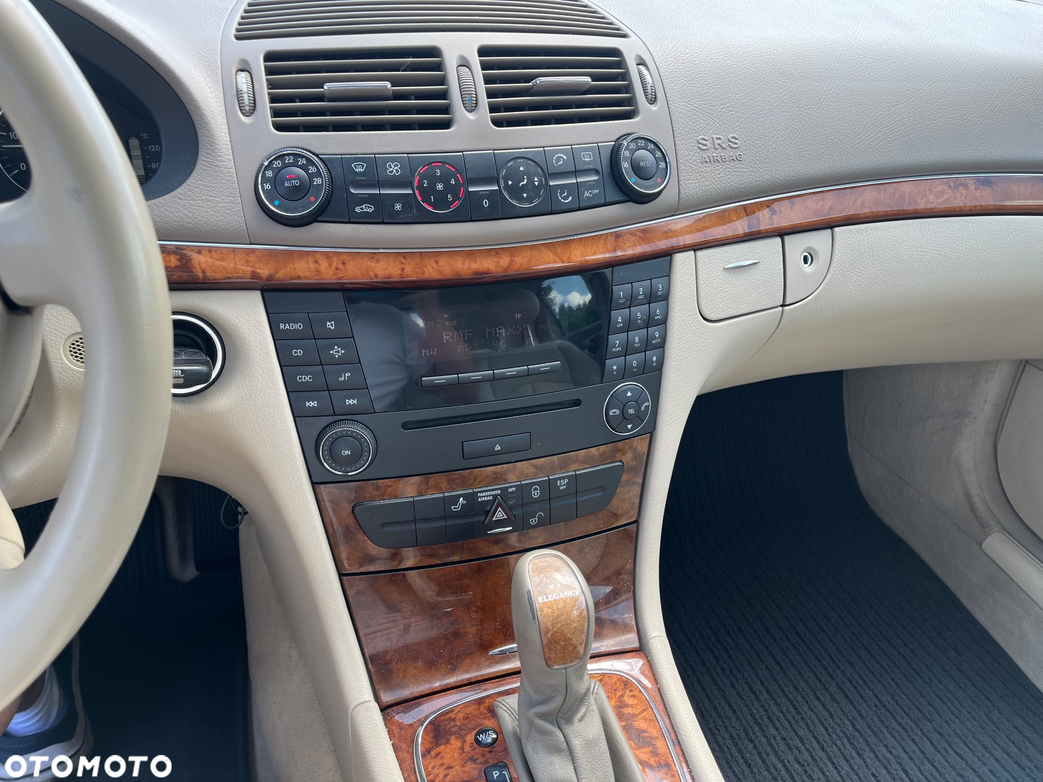 Mercedes-Benz Klasa E 320 CDI T Elegance - 13