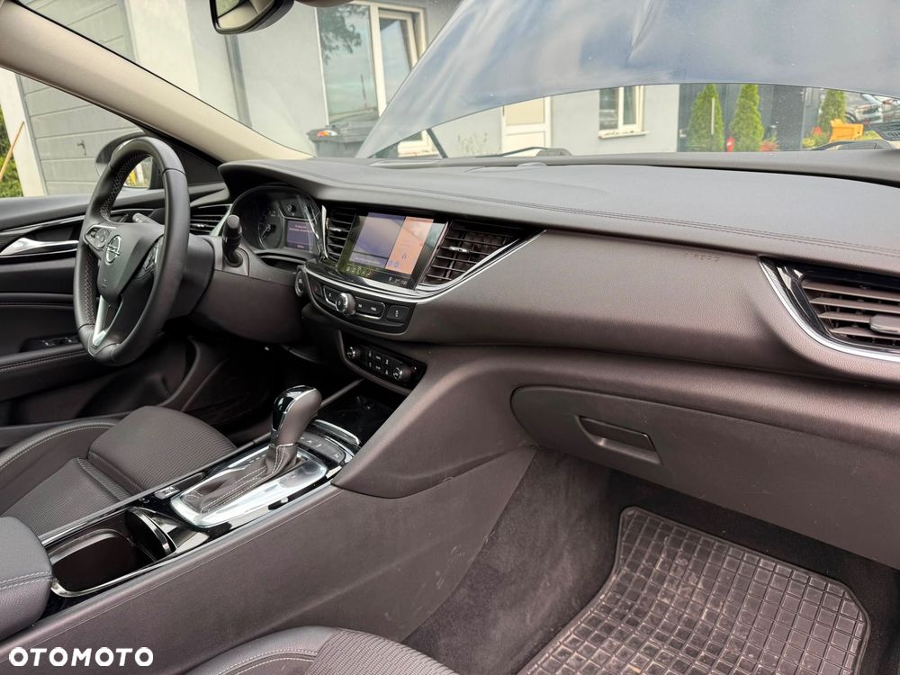 Opel Insignia 1.6 T Innovation S&S - 15