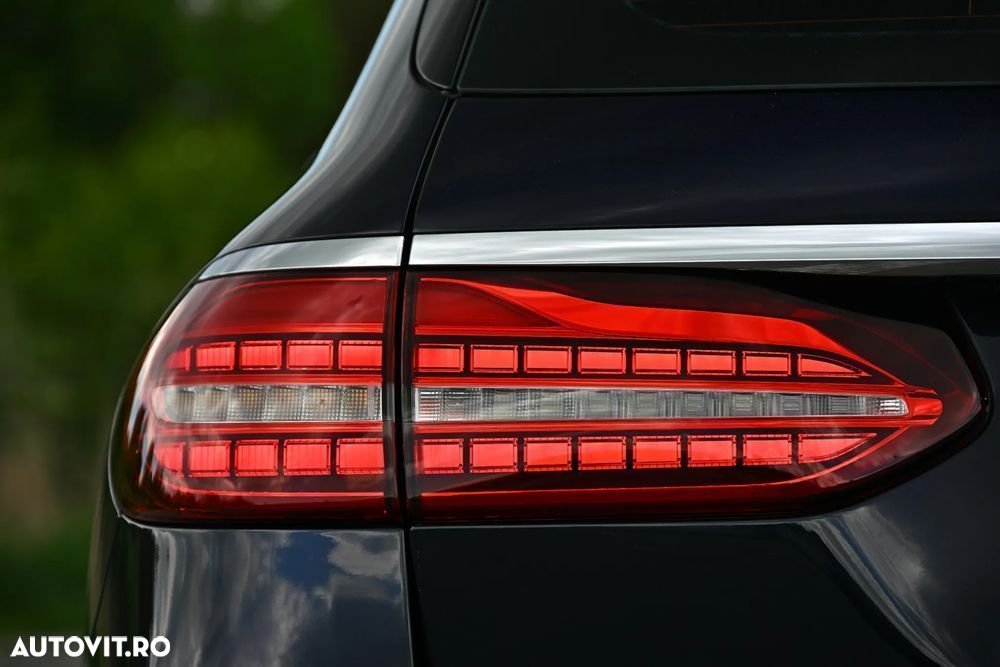 Mercedes-Benz E 300 Hybrid de T-Modell 4MATIC Aut. - 15