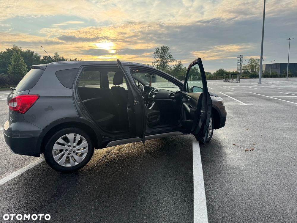 Suzuki SX4 S-Cross 1.4 SHVS Premium - 10