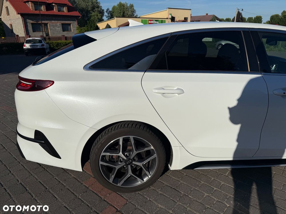 Kia ProCeed 1.5 T-GDI GT Line - 8