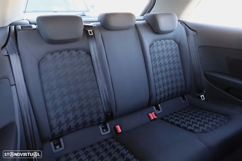 Audi A3 1.6 TDI Attraction Ultra - 16