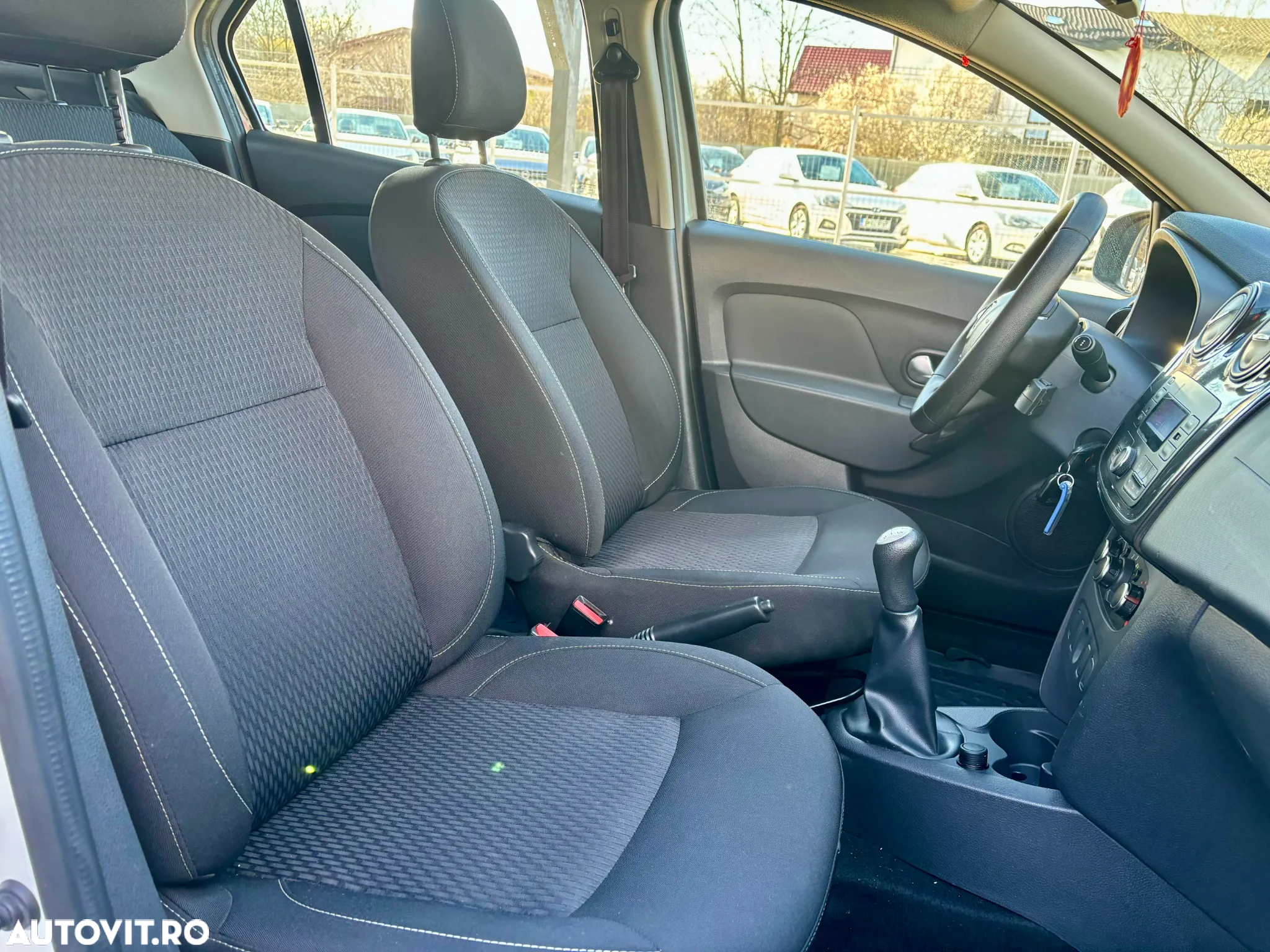 Dacia Logan - 16