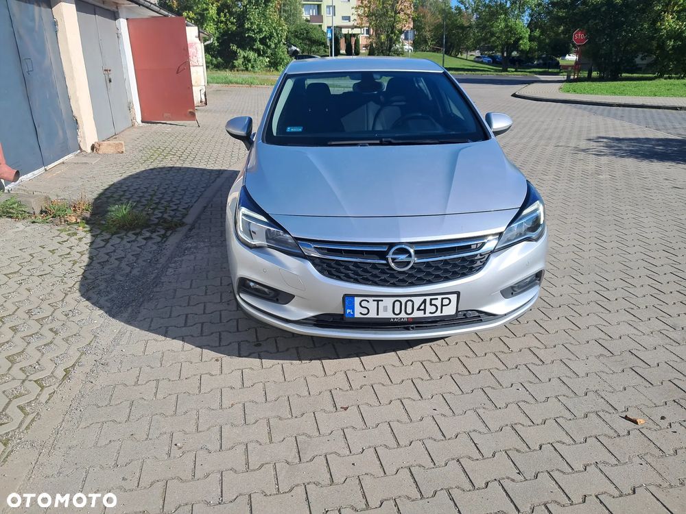 Opel Astra 1.4 T Enjoy S&S - 10