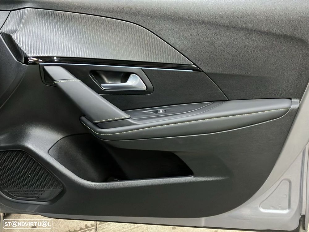 Peugeot e-208 50 kWh GT - 23