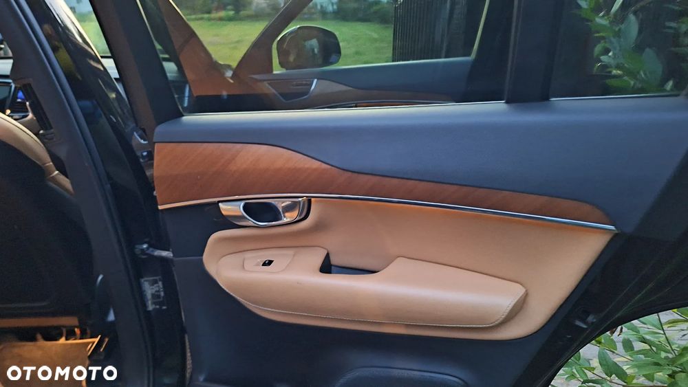Volvo XC 90 D5 AWD Inscription 7os - 14